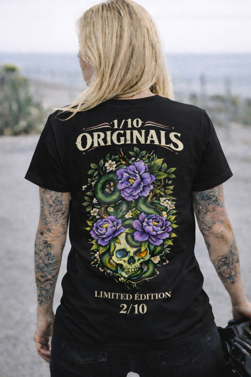 T-Shirt Serpent et Fleur